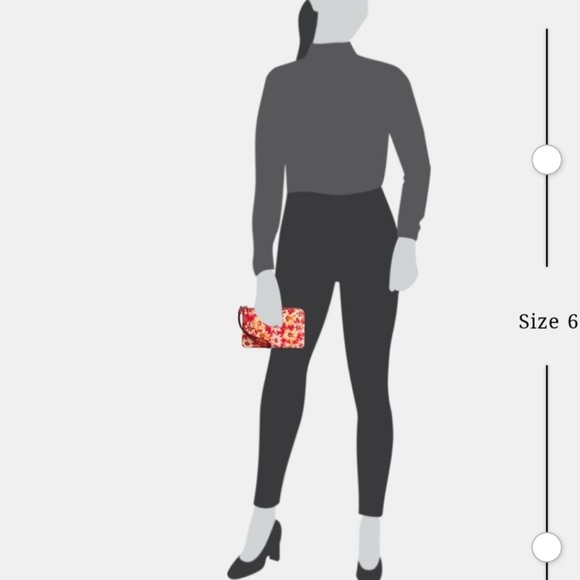 COACH Corner Zip Wristlet With Vintage Daisy Print 🔆 - Picture 6 of 10